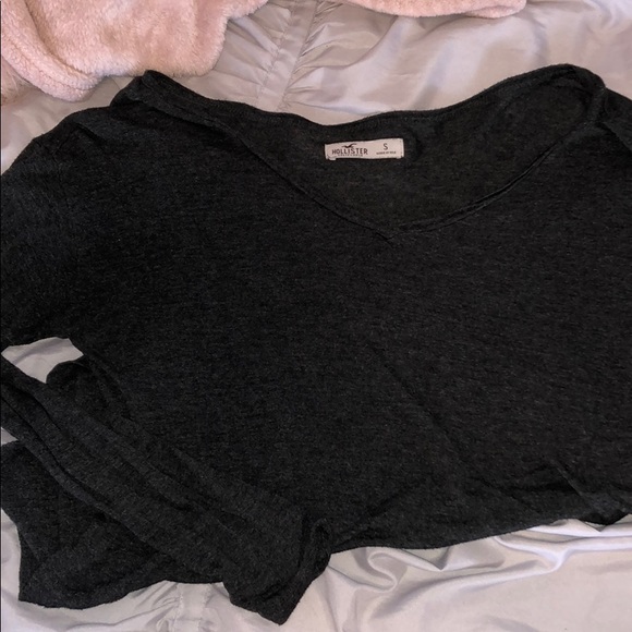 V-neck long sleeve - Picture 1 of 2